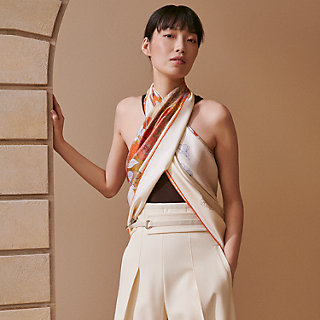 HERMES Heaven Charbon / Flanelle Mサイズ Les Chevaux Dechaines embroidered scarf 140 - Grey | Hermès